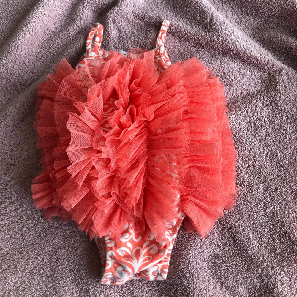 Adorable pink fluffy tutu leotard